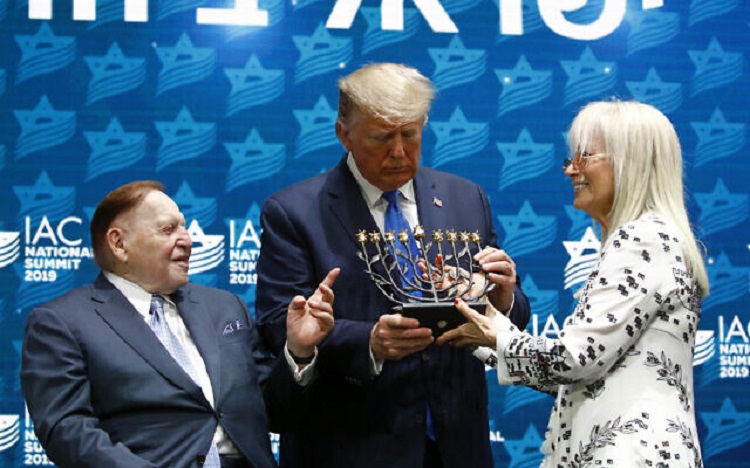 Trump et le couple Adelson
