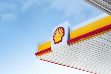 Shell, comme son concurrent BP, a choisi de passer cette énorme dépréciation sur un seul trimestre pour l'heure, quitte à publier une perte monstre.