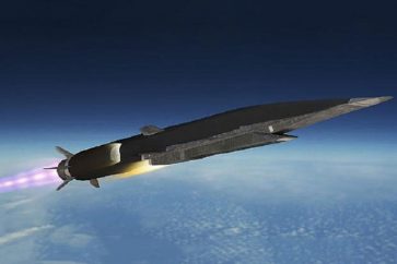 Le Zirkon est le premier missile de croisière hypersonique au monde mer-mer et mer-sol.