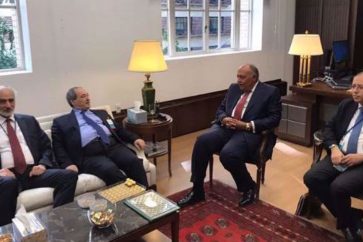 Le ministre syrien des Affaires étrangère, Fayçal Meqdad, a rencontré son homologue égyptien, Sameh Choukri, en marge de l’Assemblée générale des Nations unies, à New York, le 25 septembre 2021. ©STAR