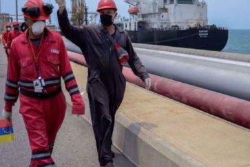 Un premier pétrolier iranien est arrivé au Venezuela en proie à une pénurie d'essence en mai 2020. ©AFP/Photo à titre d'illustration