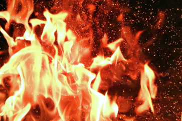 Incendie dans le pipeline qui relie des champs gaziers du nord de la Russie à la ville d'Oujgorod dans l'ouest de l'Ukraine.