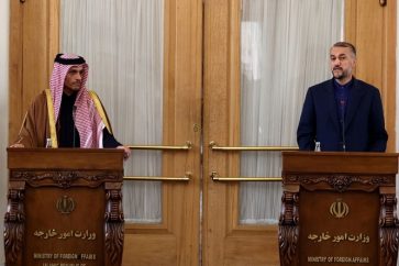 Conférence de presse conjointe entre le chef de la diplomatie Hossein Amir Abdollahian et son homologue qatari Mohammed ben Abderrahmane Al Thani.