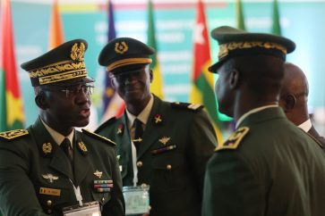 Officiers sénégalais au sommet d'Abuja de la Cedeao, le 10 août 2023.