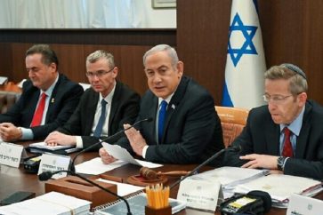 Benjamin Netanyahu lors d'une réunion du cabinet israélien, le 17 avril 2024