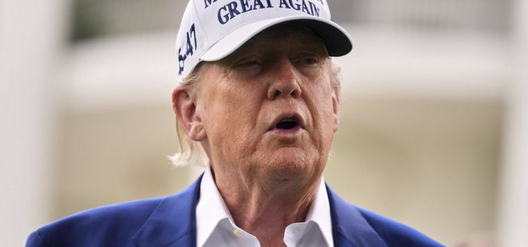 <a href="https://french.almanartv.com.lb/3308846">Trump hésite à frapper l&rsquo;Iran sous prétexte de craindre un &laquo;&nbsp;nouveau chaos&nbsp;&raquo;, selon NYP. La chef des renseignements écartée des discussions</a>